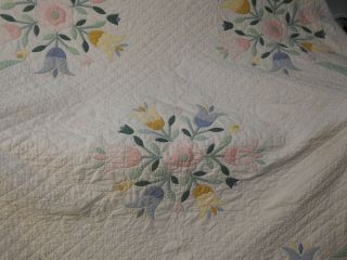 Vintage Hand Quilted Quilt With Appliqued Flowers 78x86 In.  Pastel Flowers