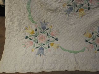 VINTAGE HAND QUILTED QUILT WITH APPLIQUED FLOWERS 78X86 IN.  PASTEL FLOWERS 5
