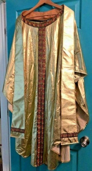 Gorgeous Vintage Catholic Priests Gold Chasuble & Stole W/ Florals