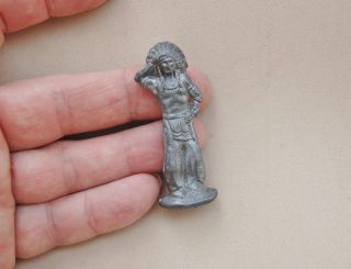 Lead Mold Indian Figure Lookout Pose Chief Native American Vintage Toy 2 1/8 "