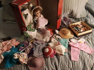 Vintage Slw Ginny Doll With Case Stuffed Full Of Clothes,  Shoes,  Hats,  Etc,  Many