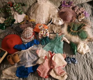 Vintage SLW Ginny Doll With Case Stuffed Full of Clothes,  Shoes,  Hats,  Etc,  many 6