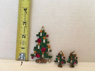 Weiss 2 - 3/4 " Vintage Rhinestone 6 Candle Christmas Tree And Matching Earrings
