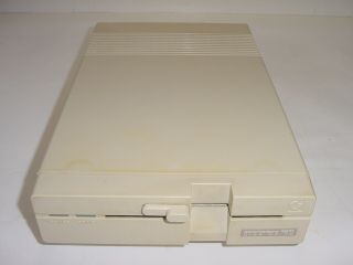 Vintage Commodore 1571 5 1/4 