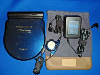 SONY CD WALKMAN DISCMAN D - E900 AC ADAPTER,  BATTERY PACK,  REMOTE & EARBUDS RARE 12