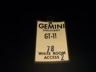 Very Uncommon/rare Vintage Nasa Gemini Mission Gt - 11 " White Room " Access Badge