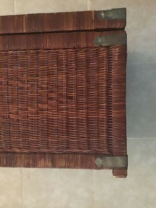 Vintage Wicker Rattan Chest Steamer Trunk Oriental Brass Hardware Bohemian 32”L 4