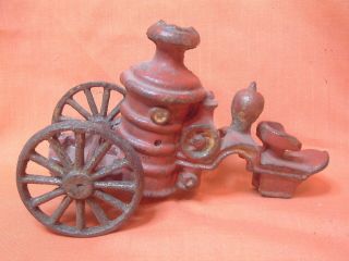 Vintage Cast Iron Horse Drawn Fire Truck Pumper Wagon Toy