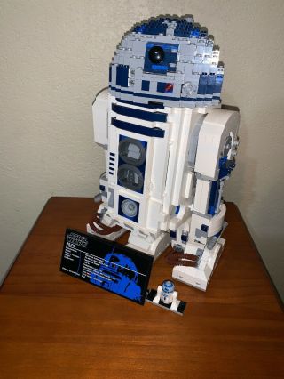 R2 - D2 Lego Mini Figure