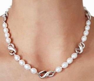 Rare Vintage Tiffany & Co.  Sterling Silver & Pearl Infinity Necklace 16 