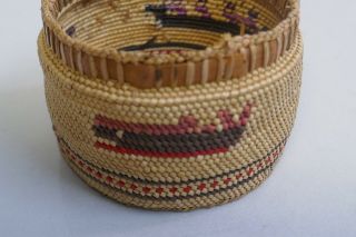 Vintage Nootka Tribal Fine Woven Cabinet Basket With Lid - Canoe Design 10