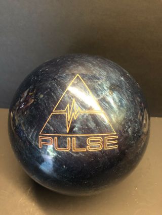 Columbia 300 Blue Pulse Bowling Ball 15 Lbs Vintage (rare) Fast