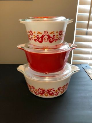 Vintage Pyrex Set Of 3 Covered Casserole Dish & Pattern Lids Friendship Bird Red