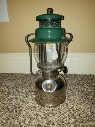 Vintage Coleman 1949 Lantern with Carrying Case Model 232C 2