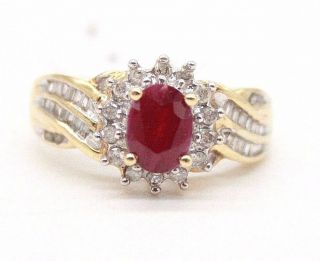 Vintage Ladies 10k Yellow Gold Ring With Ruby & Halo Diamonds.  Size 7