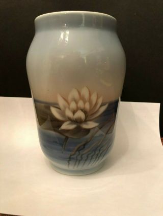 Rare Vintage Royal Copenhagen Vase 2669/108 With Water Lily And Dragonfly Motif