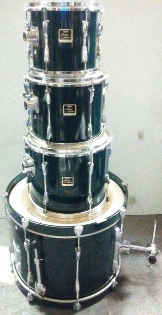 Vintage Yamaha Stage Custom 4 Piece Drum Set Very Good