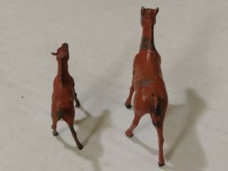 2 VINTAGE LEAD FIGURES SHIRE HORSE WITH HER COLT 3