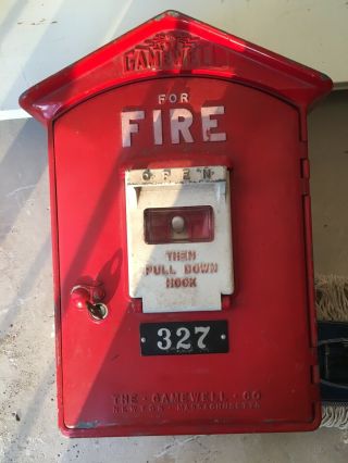 Antique Vintage Gamewell Fire Alarm Pull Box Firefighter Man Cave Cool