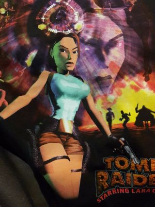 VINTAGE LARA CROFT T SHIRT size Large TOMB RAIDER VIDEO GAME NWT 3