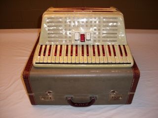 Vintage Excelsior Accordian Accordiana Model 603 Made In Italy