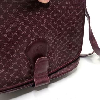 GUCCI Vintage 80 ' s Rare Maroon Foldover Logo Crossbody Purse 4