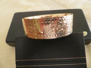 Victorian Antique Rose Gold Filled Floral Pattern Bangle Bracelet