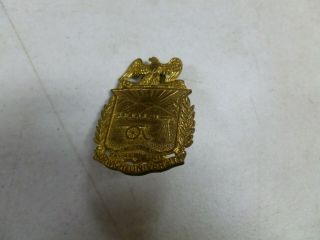 Norwich University Military Pin Back Badge 3/19 (2)