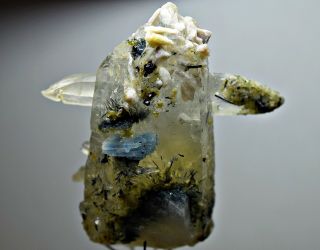 215 Ct Rare Alkali Beryl Rosterite Crystal On Cross Shape Quartz Crystal@afghan