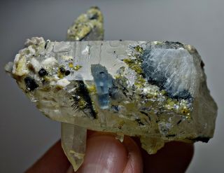 215 CT Rare Alkali BERYL Rosterite Crystal on Cross shape Quartz Crystal@Afghan 9