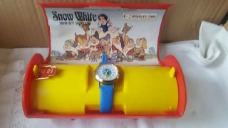 Vintage Snow White Mib Character Watch Wind Up Bradley Disney 1970s