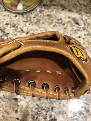 RARE VINTAGE NWOT WILSON A2000 L MADE IN THE USA 11.  75” RHT BASEBALL GLOVE 4