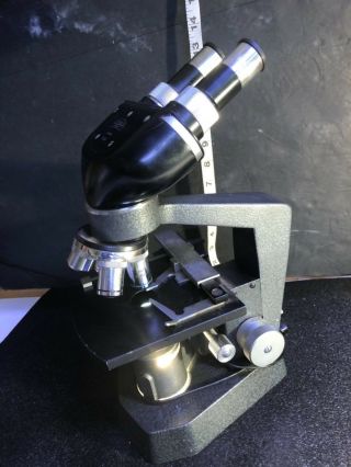 VINTAGE ERNST LEITZ WETZLAR BINOCULAR MICROSCOPE,  FOUR OBJECTIVES No 2845 2