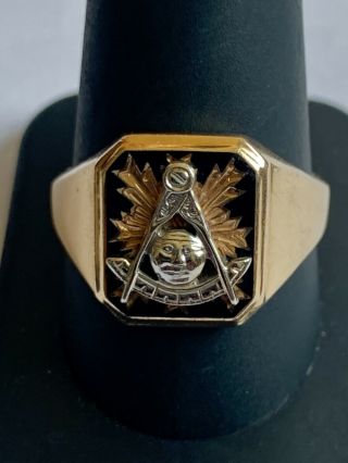 Vintage 14k Gold Master Masonic Black Enameled Size 11 Mens Ring