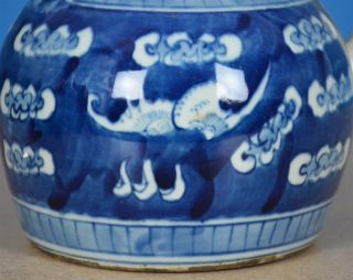 FINE ANTIQUE CHINESE BLUE AND WHITE PORCELAIN TEAPOT RARE M3910 4
