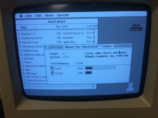 VINTAGE 1984 Apple Macintosh 512K Model M0001 / APPLE M0135 HARD DISK 20,  More 2