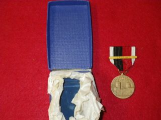 1947 Dated Us Wwii Army Of Occupation - Germany Medal