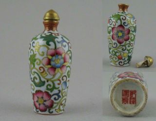 Antique 20th C Chinese Porcelain Famille Rose Snuff Bottle Floral Scroll Signed