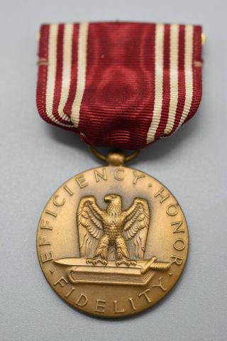 Vintage Ww Ii Us Army Good Conduct Medal - 11