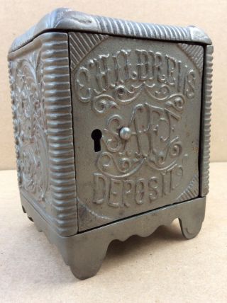 Vtg Cast Iron Childrens Safe Deposit Bank Antique Cast Iron Key Coin Bank