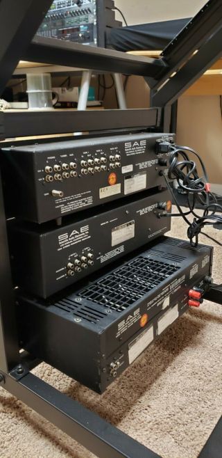 Vintage SAE 3000 Solid State Stereo PreAmplifier -,  One Owner 2