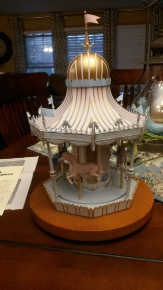 Extremely Rare Disney Mary Poppins Merry Go Round 40th Anniversary 1 of 1000made 2