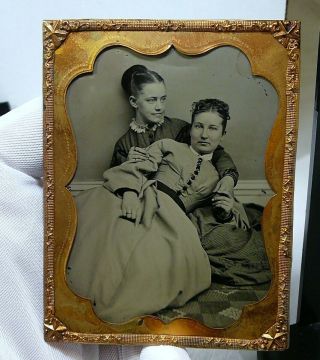 Affectionate Women Holding Hands Antique 1/4 Plate Tintype Photo Vintage Ladies 2