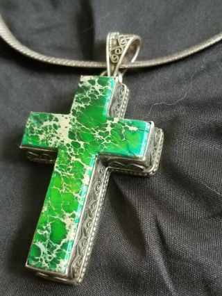 Vintage Sterling Silver Large Green Jade Cross and Sterling Chain 3