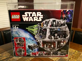 Lego Star Wars Ucs Death Star 10188 & Afa Case 9.  5 Very Rare