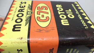 Vintage MOORE ' S 2 gallon MOTOR OIL CAN Graphic Sign Gas Station Wings Old 7