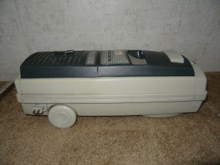 Vintage Electrolux LE Canister Vacuum With Omni - Flow Attachment 4