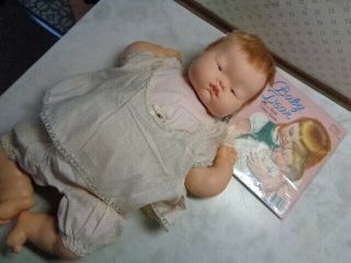 Cute Vintage Vogue 18” Eloise Wilkin Baby Dear Doll With Baby Dear Book