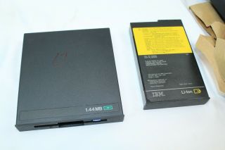 Vintage IBM ThinkPad 770 Type 9548 Laptop Intel Pentium 233MHZ 65KB RAM 4GB HDD 5