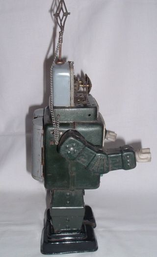 Vintage ALPS Television SPACE MAN ROBOT TOY - Missing one part - semi 2